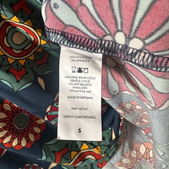 LuLaRoe IRMA Mandala Navy Blue Flowers Red Yellow Hi-Low Tunic Top Shirt SMALL S - Picture 4 of 6
